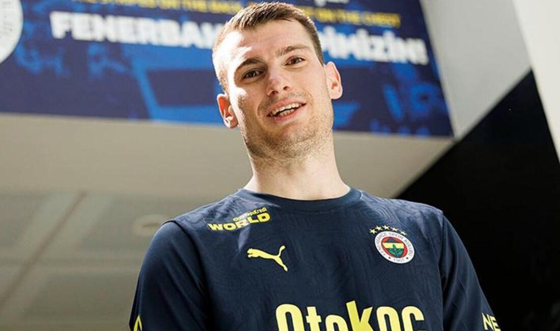Fenerbahçe’nin Hırvat eldiveni Dominik Livakovic, Fenerbahçe TV’ye özel açıklamalar yaptı. Deplasmanda