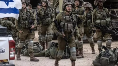 İsrail ordusu, Gazze Şeridi’nin güneyinde bulunan Refah kentinde yaşanan gelişmelere