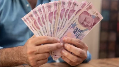 OECD’nin geçen hafta açıkladığı “Türkiye İnceleme Raporu”nun yazarları arasında yer