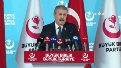 Büyük Birlik Partisi (BBP) Genel Başkanı Mustafa Destici, terör örgütü