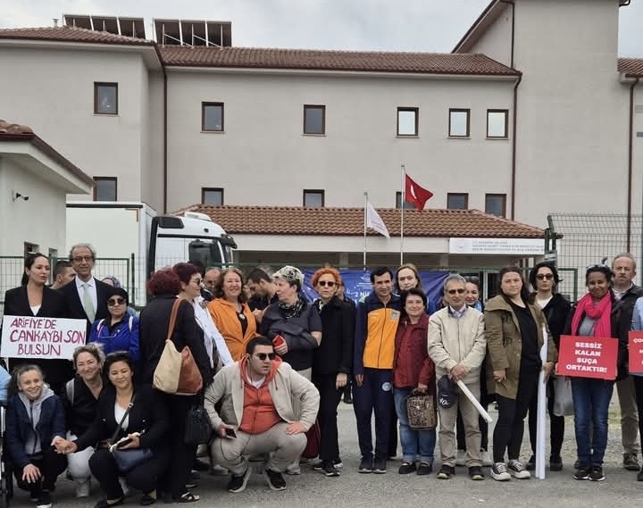 Sakarya Arifiye’deki bakım merkezinde yaşamını yitiren otizmli genç için Türkiye