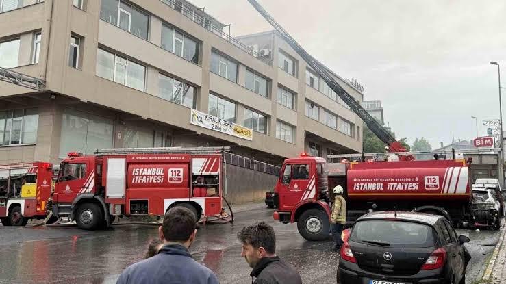 İstanbul Eyüpsultan Nişanca Mahallesi Orta Çınar Caddesi üzerinde bulunan 4
