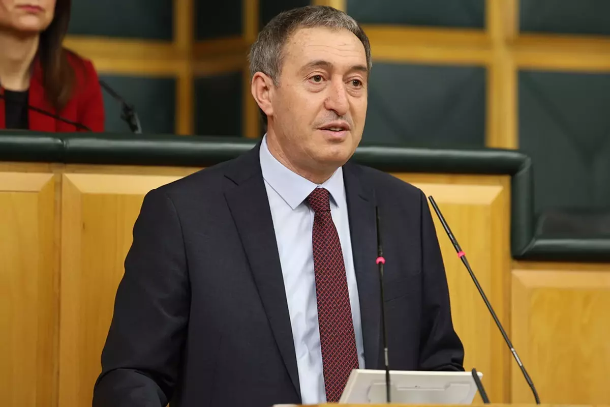 5-7 Mayıs tarihleri arasında düzenlenen kongrede fesih kararı alan terör