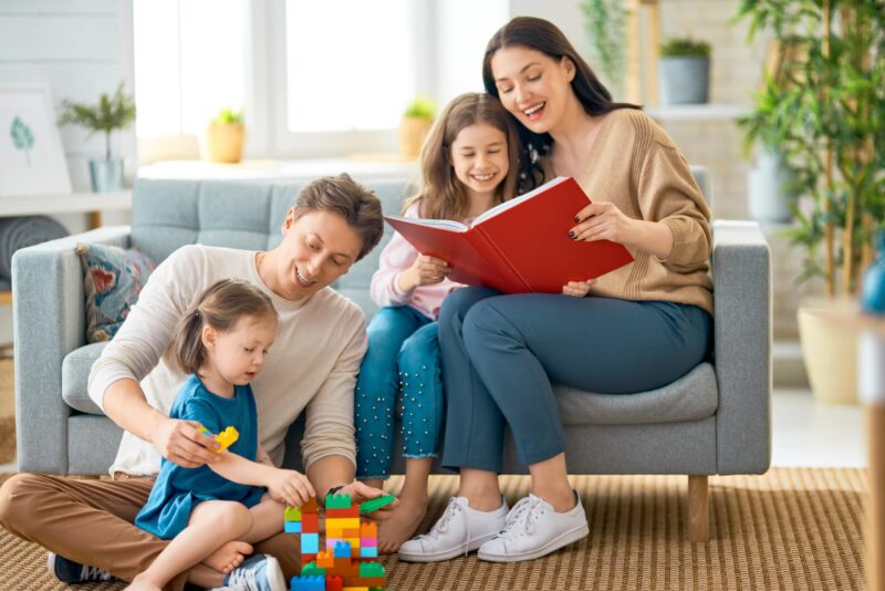 Bugün itibariyle bir eğitim-öğretim yılı daha sona erdi. Çocuklarımız, uzun