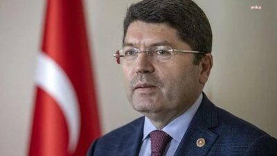 Manisa – CHP’li Manisa Büyükşehir Belediye Başkanı Ferdi Zeyrek’in evinde