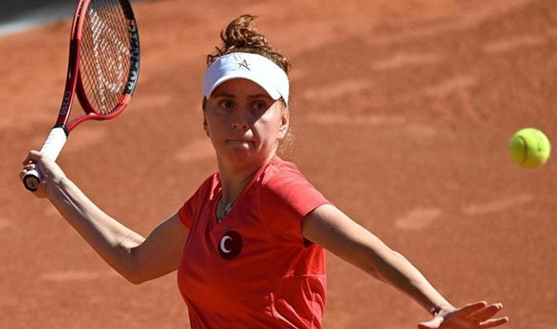 Milli tenisçimiz Berfu Cengiz, sezonun en prestijli turnuvalarından Wimbledon’a elemelerin