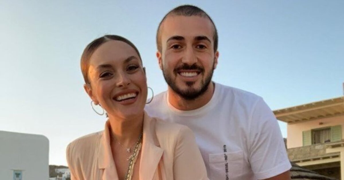 Ünlü oyuncu Ezgi Mola ve işletmeci Mustafa Aksakallı, dört yıllık