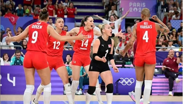 2024 FIVB Milletler Ligi’nde (VNL) üçüncü hafta mücadelelerine Hong Kong’da