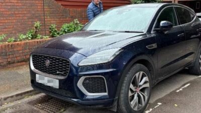 Londra’da Çalınan Jaguar’ı Apple AirTag ile Kendileri Buldular Polisten destek