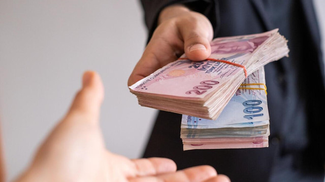 ANKARA – Milyonlarca memur, emekli ve kamuda görevli sözleşmeli personel,