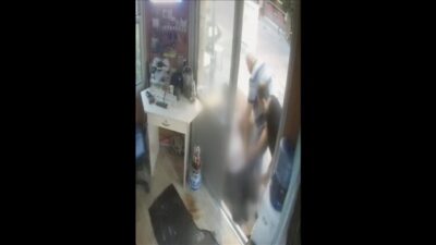 İZMİR&nbsp;– İzmir İstasyon Taksi Durağı’nda yaşanan trajik bir olayda, durağın