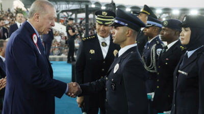 Cumhurbaşkanı Recep Tayyip Erdoğan, Polis Akademisi Mezuniyet Töreni’nde yaptığı konuşmada,