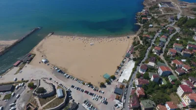 İstanbul, Beykoz’da bugün itibarıyla denize girme yasağı getirildi. Aşırı sıcakların