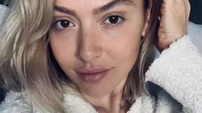 Ünlü şarkıcı Hadise, sosyal medyada ve magazin gündeminde yer alan