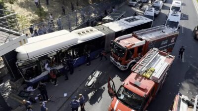 Ankara’nın Keçiören ilçesi bugün üzücü bir trafik kazasına sahne oldu.
