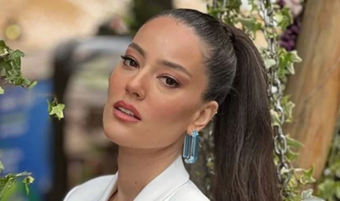 Pelin Akil, dün (6 Temmuz 2025) Bebek’te seyir halindeyken küçük