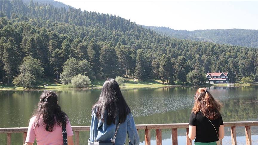 Ankara – Yaz tatilinde Türkiye’yi keşfetmek isteyen gençler için sevindirici