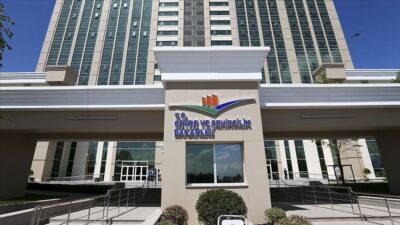 Denizli’de, çiftçilerin ürün verimindeki düşüş şikayetleri üzerine T.C. Çevre, Şehircilik