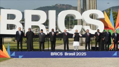 BRICS (Brezilya, Rusya, Hindistan, Çin, Güney Afrika) ülkelerinin liderleri, dünya