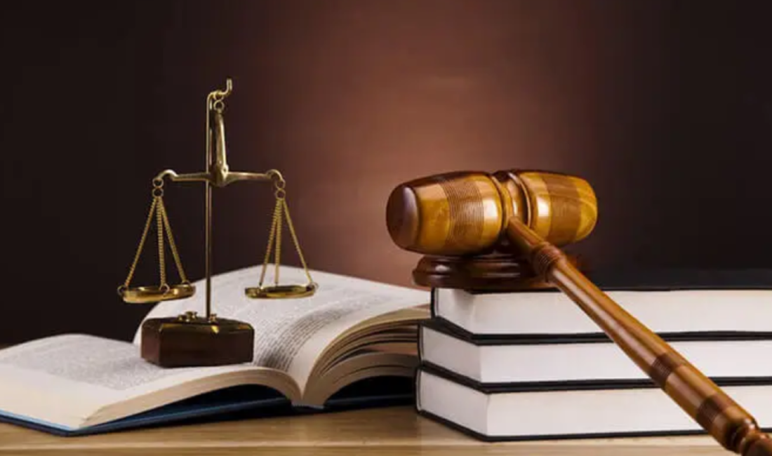 Türkiye Büyük Millet Meclisi’nin (TBMM) gündemi, yeni anayasa hazırlıkları etrafında