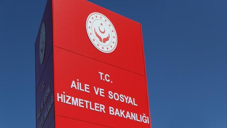 ANKARA – Aile ve Sosyal Hizmetler Bakanlığı, çalışan ebeveynlerin hayatını