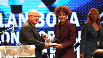 Milli Savunma Bakanı Yaşar Güler, Futbolcular Derneği’nin düzenlediği Kristal Ayaklar