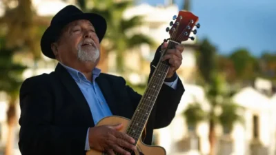 Türk pop müziğinin duayen ismi Selçuk Alagöz, sevenlerini üzen bir