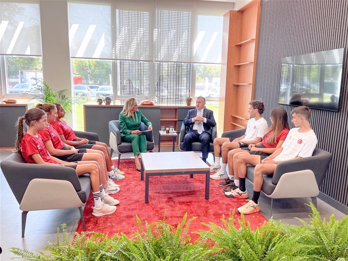 Gençlik ve Spor Bakanlığı’nın tenis sporunun gelişimine yönelik yatırımları devam