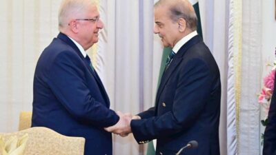 Milli Savunma Bakanı Yaşar Güler ve beraberindeki heyet, Pakistan’ın başkenti