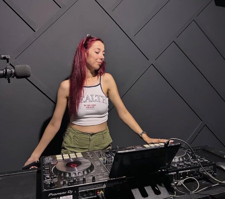 Mutlu YUCA/BOLU, – BOLU’da DJ’lik yapan ve hata sonu nişanlanan