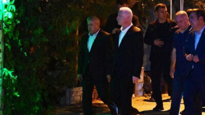 Türkiye, İstanbul’da bir cumhuriyet savcısının evinin önünde uğradığı silahlı saldırı