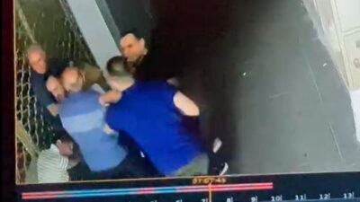 Serhat GÜLER/ ADANA, – ADANA’da 2 erkek, pasajın içerisinde bulunan