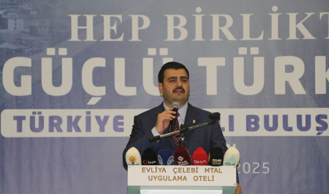 ‘BU ÜLKENİN KADERİNİ TERÖR ÖRGÜTLERİ DEĞİL, AZİZ MİLLETİMİZ YAZACAK.’ AK
