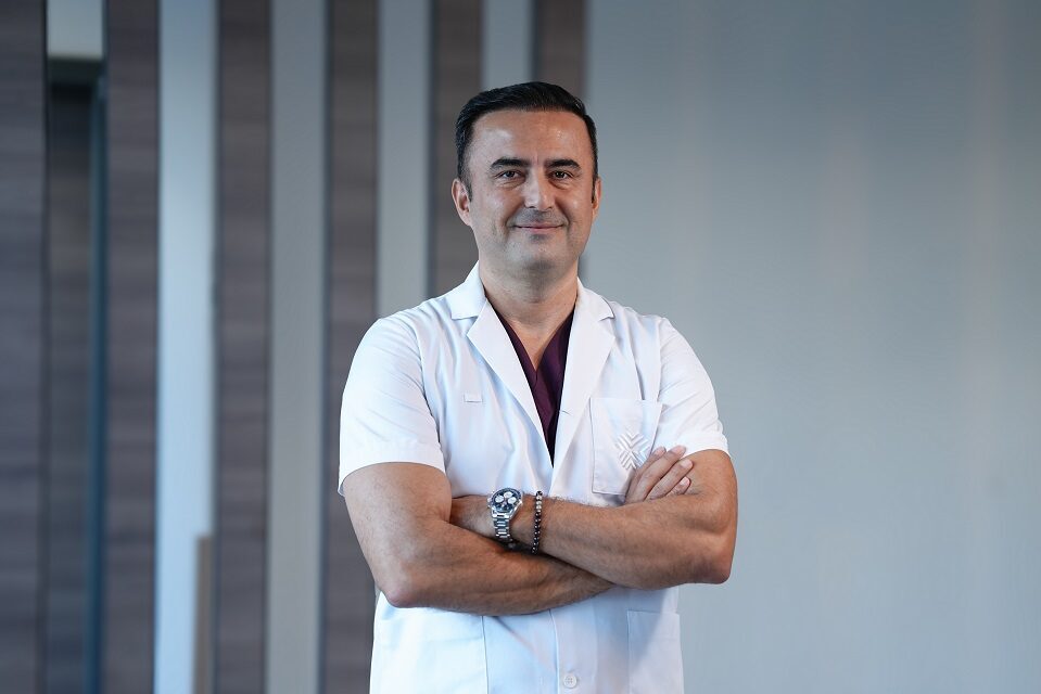 İSTANBUL, – MEDİPOL Sağlık Grubu’ndan Dermatoloji Uzmanı Prof. Dr. Ali