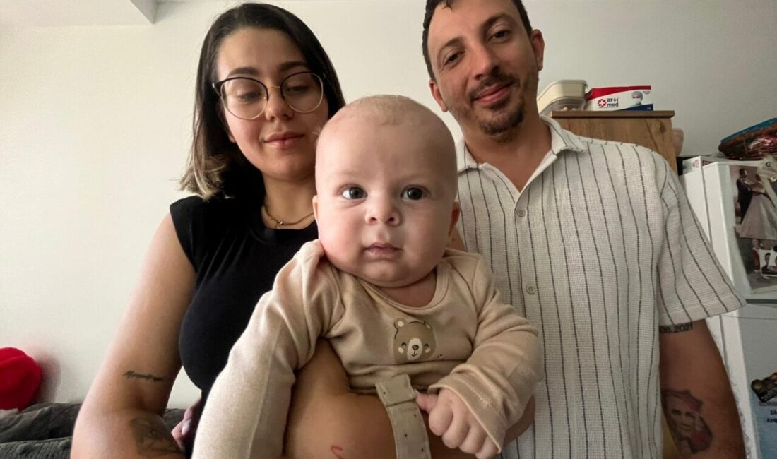 Yiğithan HÜYÜK-Memet Can YEŞİLBAŞ/BURSA, – MİLLİ basketbolcu Alperen Şengün’ün, formasını,