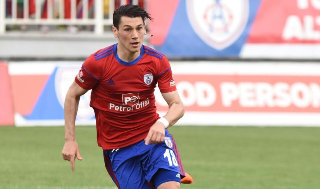 Mustafa KÖPRÜLÜ / İZMİR, – 2’nci Lig Beyaz Grup ekiplerinden