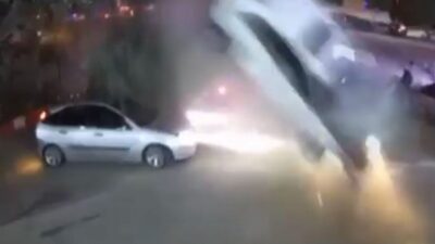 Mikail KARAMAN-Canberk ÖZTÜRK/ANKARA, – ANKARA’nın Sincan ilçesinde sürücüsünün kontrolünü kaybettiği