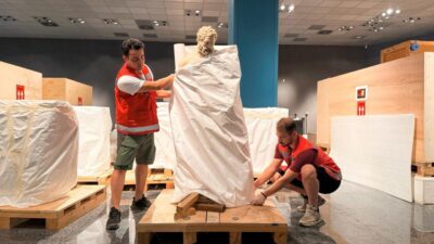 ANKARA, – ANTALYA Arkeoloji Müzesi’nde yer alan Herakles Lahdi ve