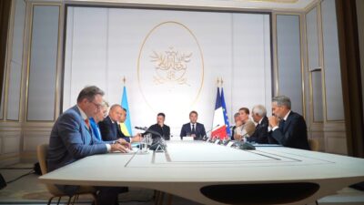 FRANSA, – FRANSA’nın başkenti Paris’te, Ukrayna’nın güvenliği için 31 ülkenin