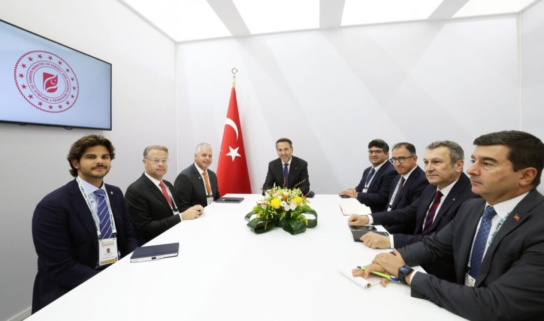 BAKAN BAYRAKTAR, CHEVRON’UN YÖNETİCİLERİYLE BİR ARAYA GELDİ Enerji ve Tabii