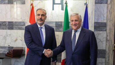 ANKARA, – DIŞİŞLERİ Bakanı Hakan Fidan, İtalya ziyareti kapsamında Başbakan