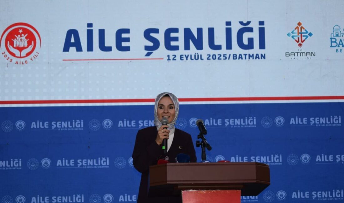 ‘2025 AİLE YILI FESTİVALİ’NE KATILDI Aile ve Sosyal Hizmetler Bakanı