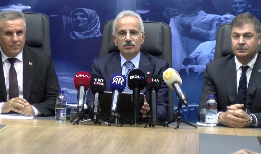 AK PARTİ İL BAŞKANLIĞI’NDA DÜZENLENEN ‘TÜRKİYE YÜZYILI BULUŞMALARI’ TOPLANTISINA KATILDI