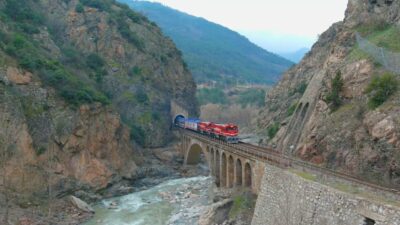 ANKARA, – ULAŞTIRMA ve Altyapı Bakanı Abdulkadir Uraloğlu, Turistik Karaelmas