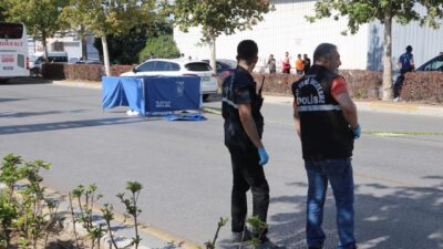 Ramazan ÇETİN/ DENİZLİ, – DENİZLİ’nin Merkezefendi ilçesinde, belediye otobüsünden inip