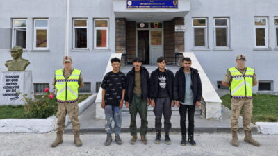 Özcan ÇİRİŞ/BİTLİS, – BİTLİS’in Tatvan ilçesi kırsalında 4 kaçak göçmen