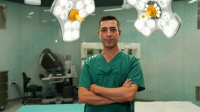 İSTANBUL, – BÖBREK tümörlerinin çoğu zaman belirti vermeden ilerlediğini ve