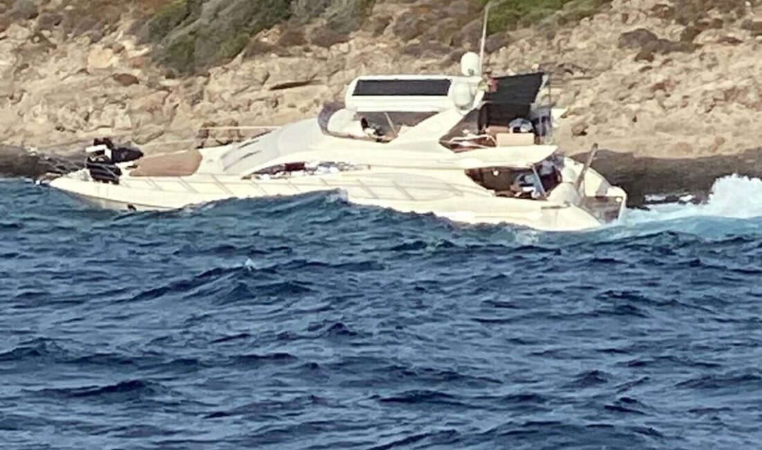 Fırat AKAY/BODRUM (Muğla), – MUĞLA’nın Bodrum ilçesinde, motor arızası nedeniyle
