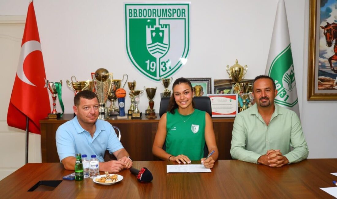 Fırat AKAY / BODRUM, KADINLAR Voleybol 1’inci Ligi’nde Sultanlar Ligi