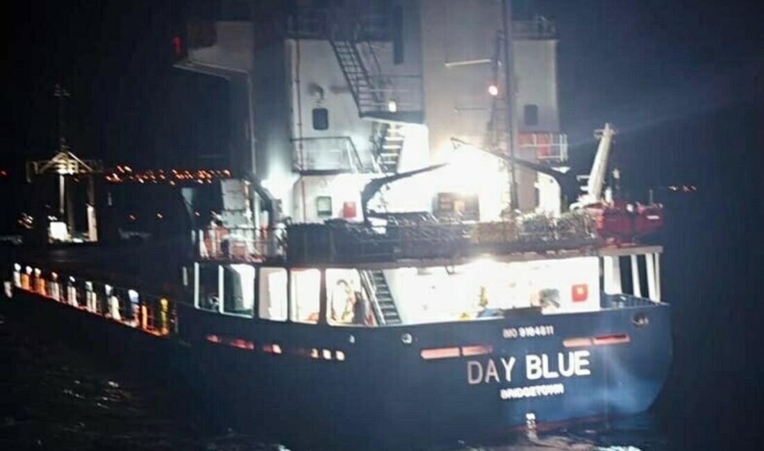 Nazif Cemhan ŞEN/ÇANAKKALE, – ÇANAKKALE Boğazı’nda makine arızası yapan Barbados